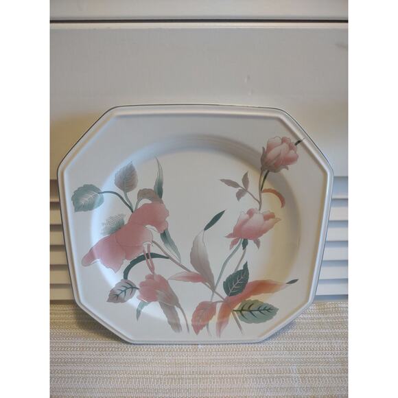 Vintage Mikasa Continental Silk Flowers 10.25” Dinner Plate F3003, Japan - Picture 1 of 5